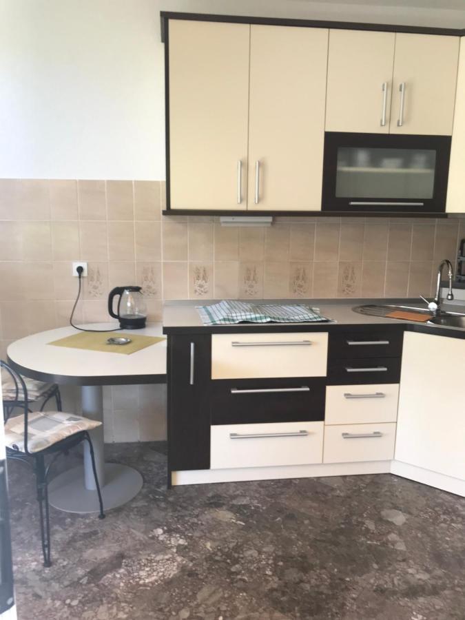 Apartment Sara M Gajac Екстериор снимка